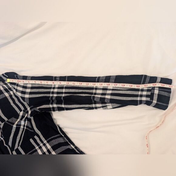 Lucky Brand Women's Size Large Dark Blue White Plaid Button Down Long Sleeve Top - Picture 8 of 12